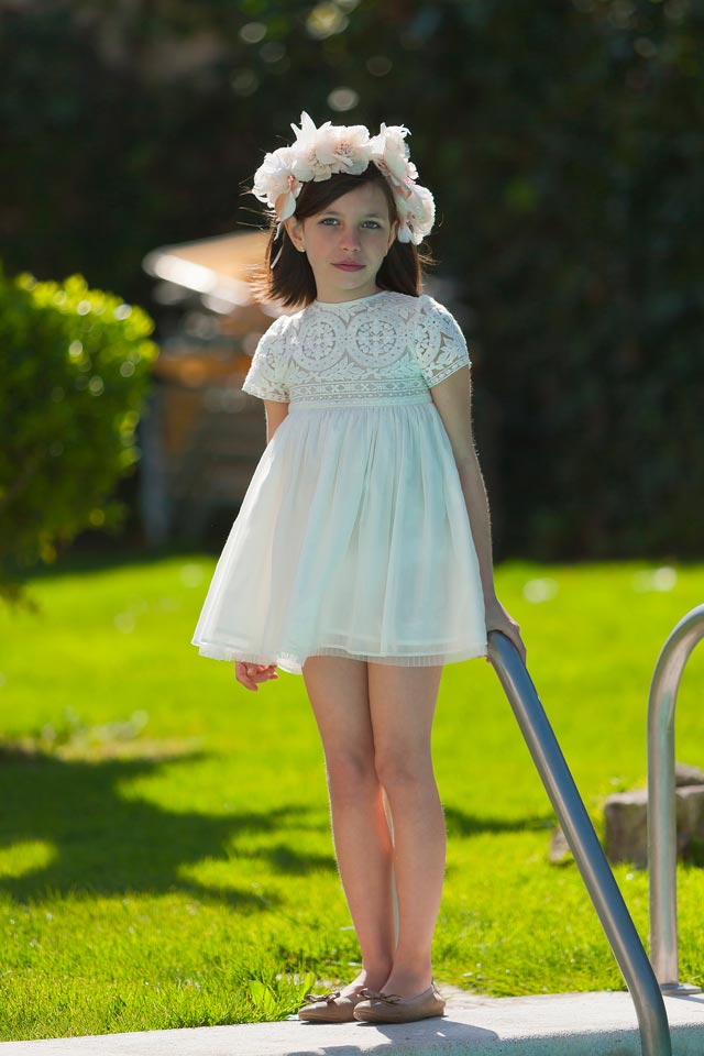 Vestido blanco para niña de arras en boda