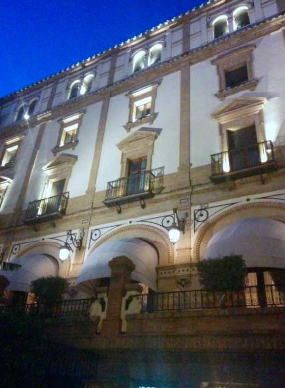 Fachada del Hotel Alfonso XIII