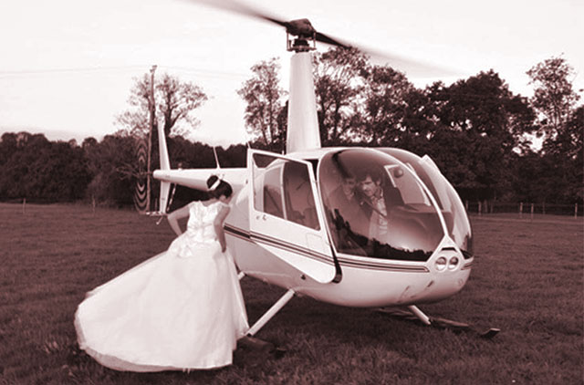 Llegando en el helicóptero a tu boda