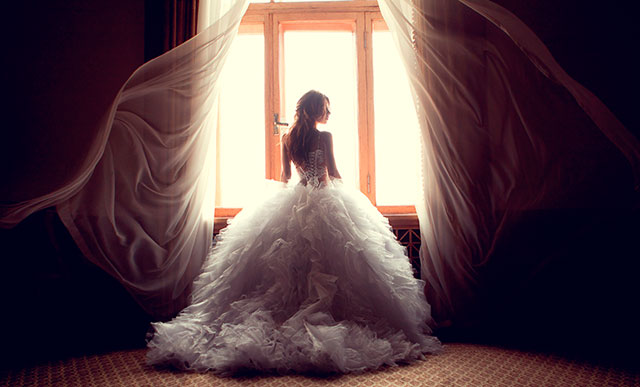 Un vestido de novia puede ser precioso, a la misma vez que sencillo