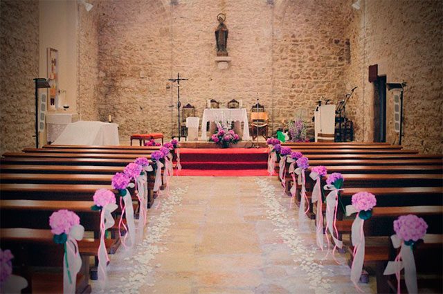 Cómo decorar el pasillo al altar para el día de tu boda